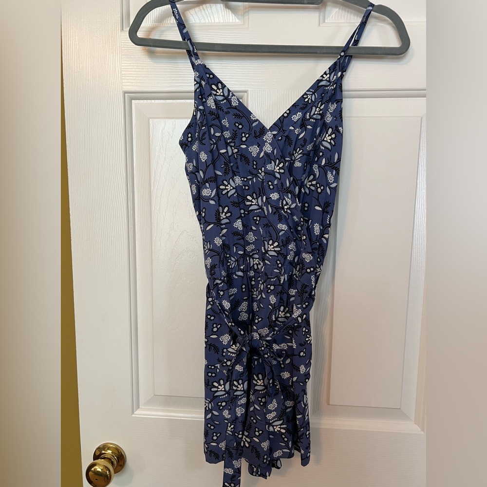 LOFT petite romper